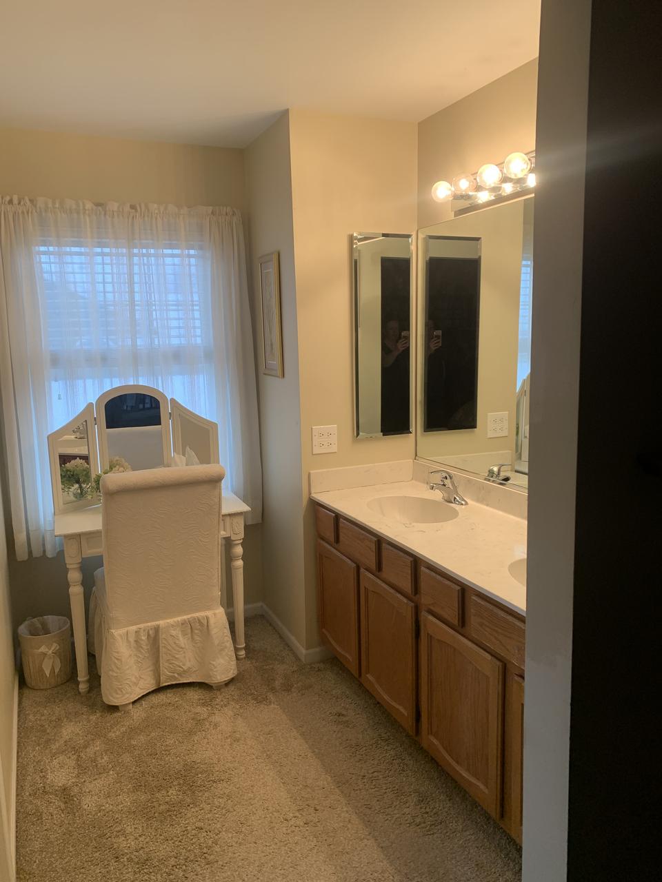 Profile photo 4 of 11