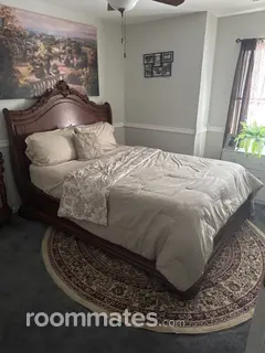 Room for rent in Merrillville, IN $800, townhouse