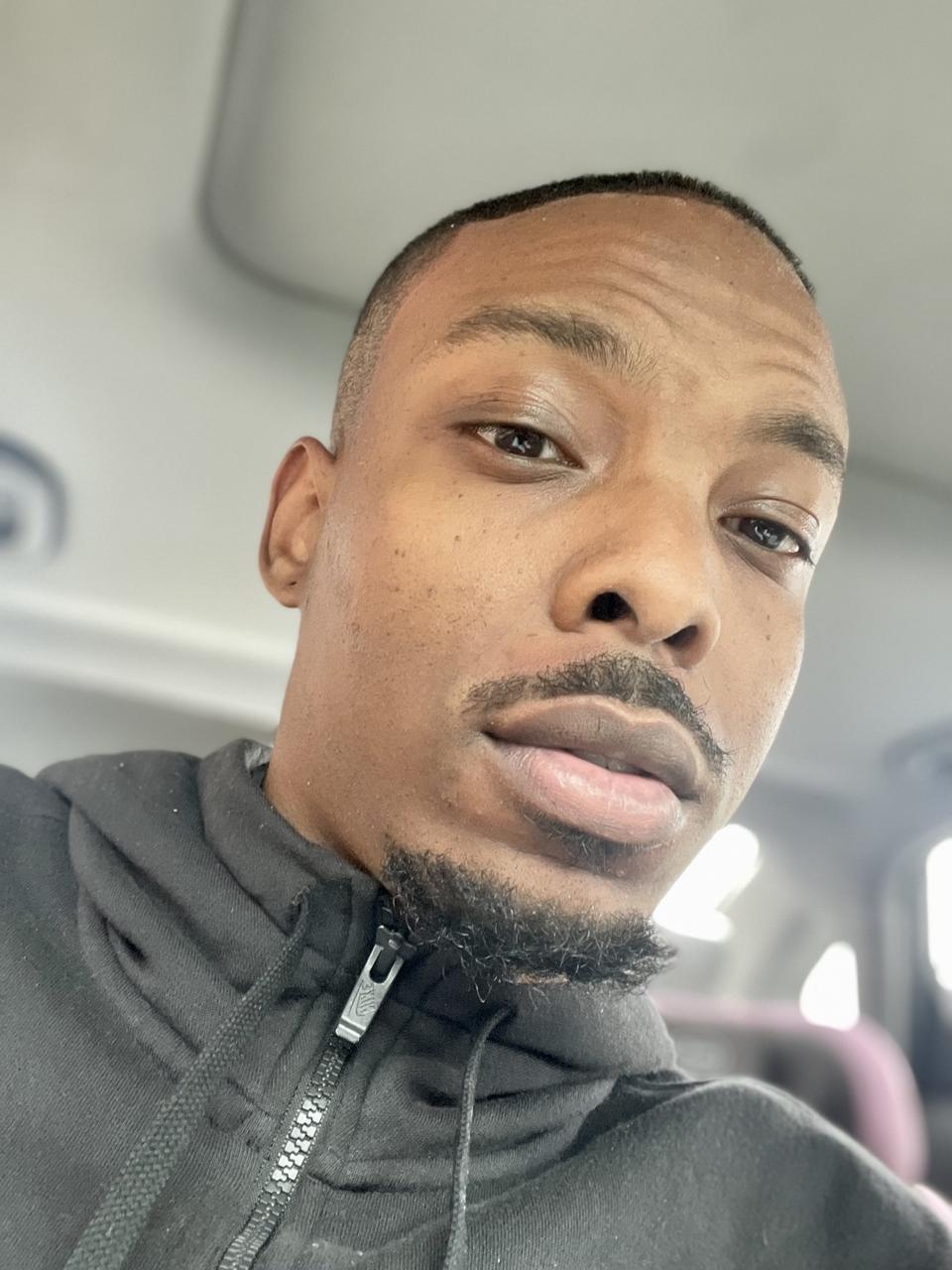 Profile photo 1 of 1