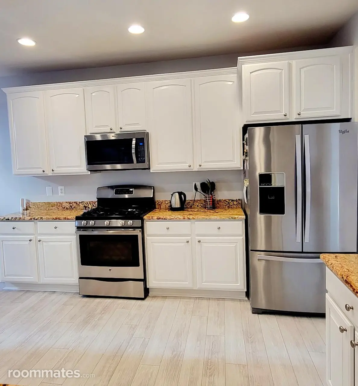 Profile photo 6 of 11