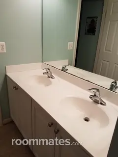 Room for rent in Gainesville, VA $850, house