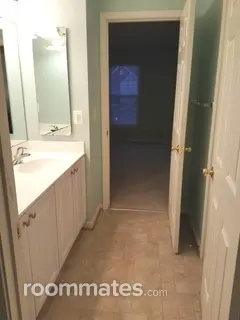 Room for rent in Gainesville, VA $850, house