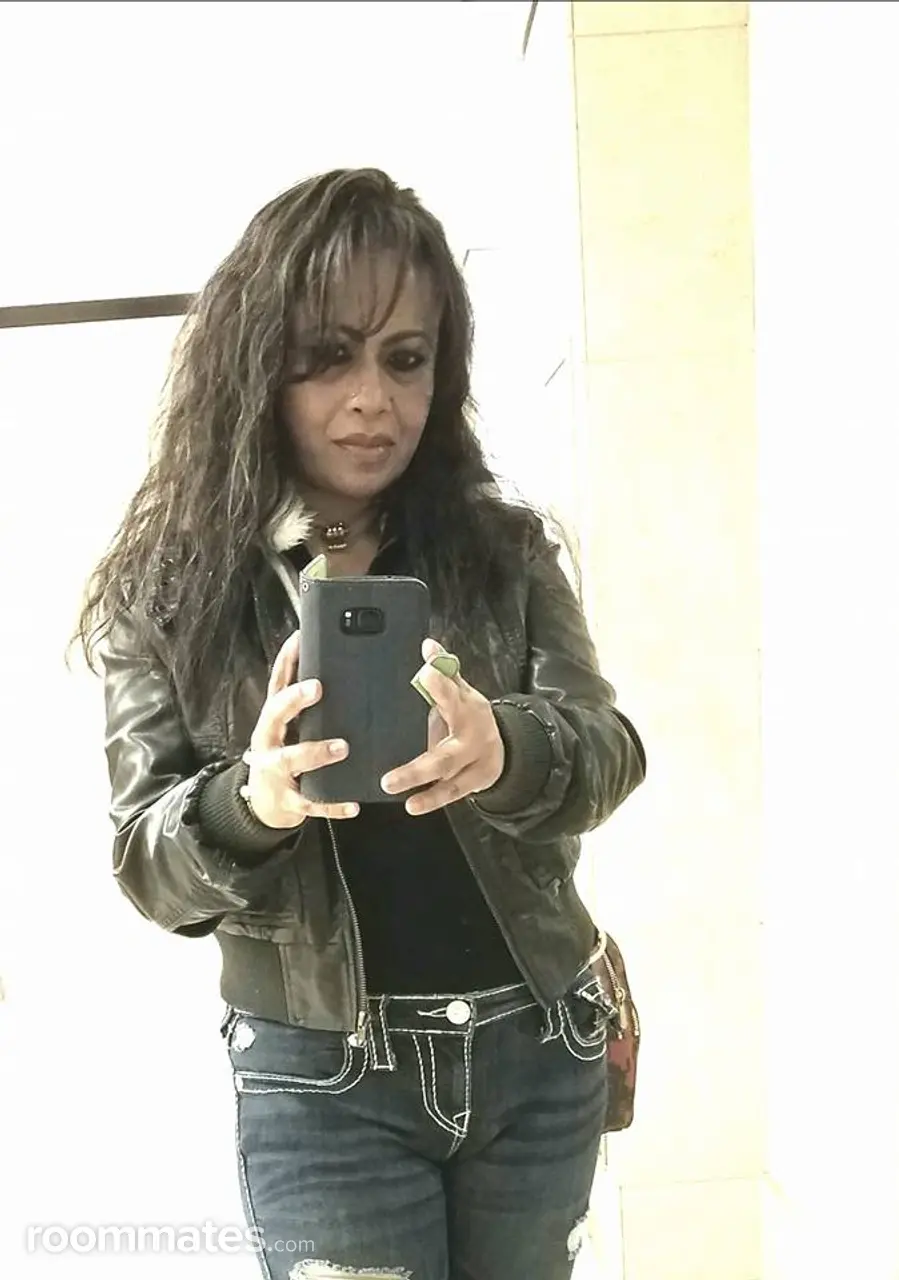 Profile photo 11 of 11