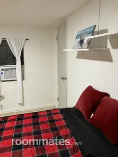 Room for rent in Boca Raton, FL $750, house