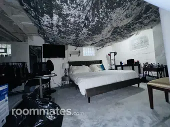 Room for rent in Cleveland, OH $800, house