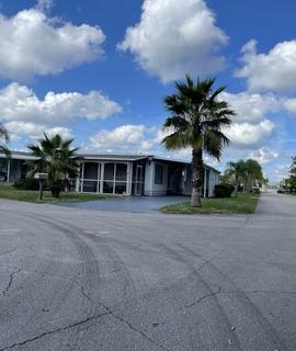 Room for rent in Port Saint Lucie, FL $950, house