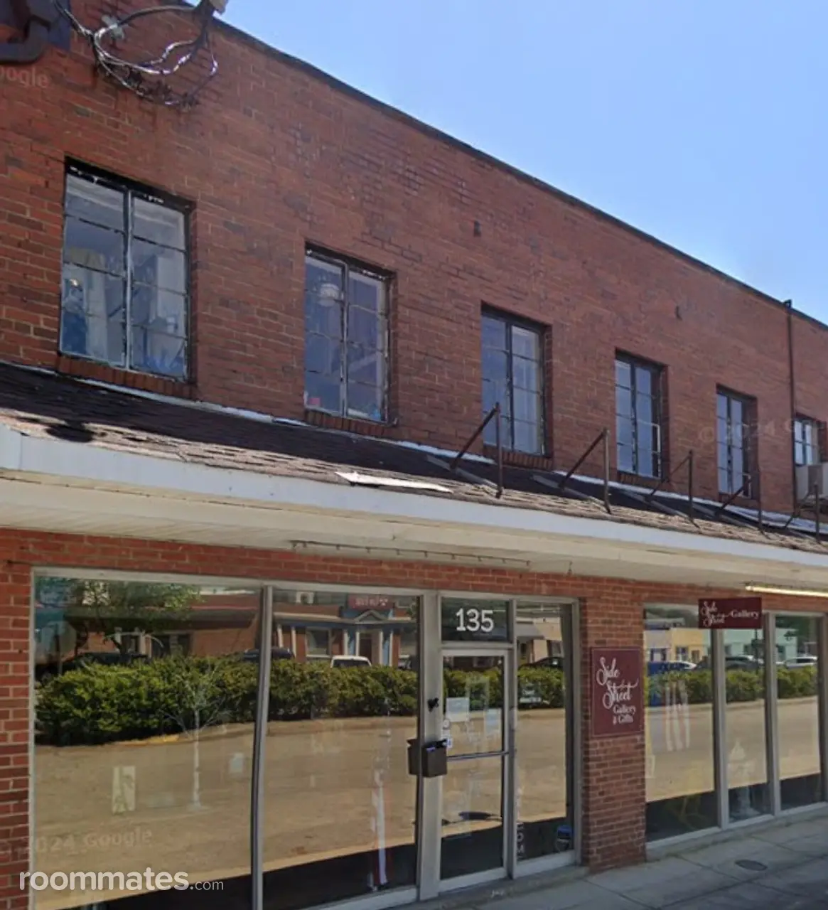 Profile photo 1 of 2