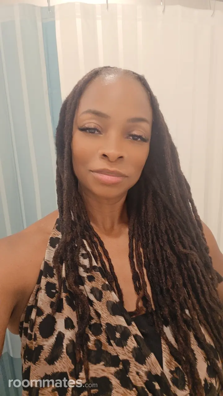Profile photo 7 of 8