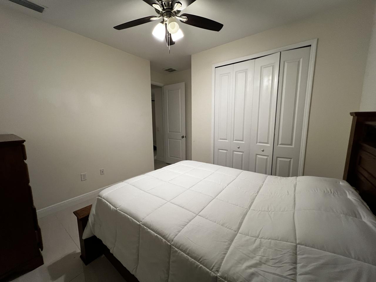 Profile photo 2 of 11