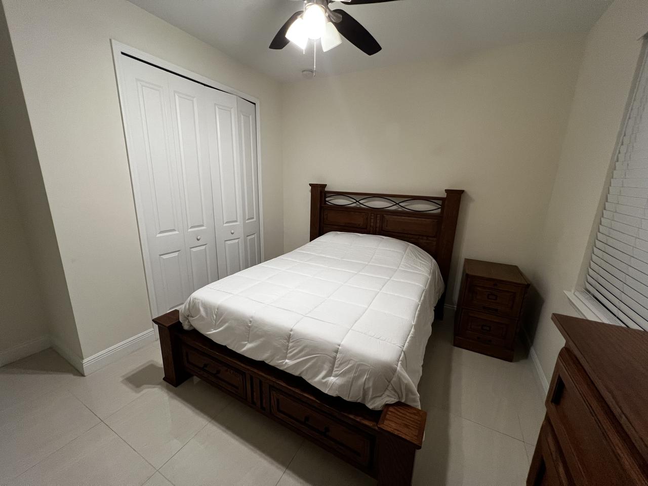 Profile photo 4 of 11