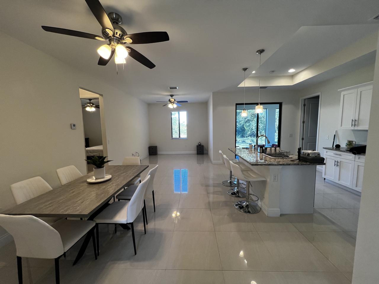 Profile photo 9 of 11