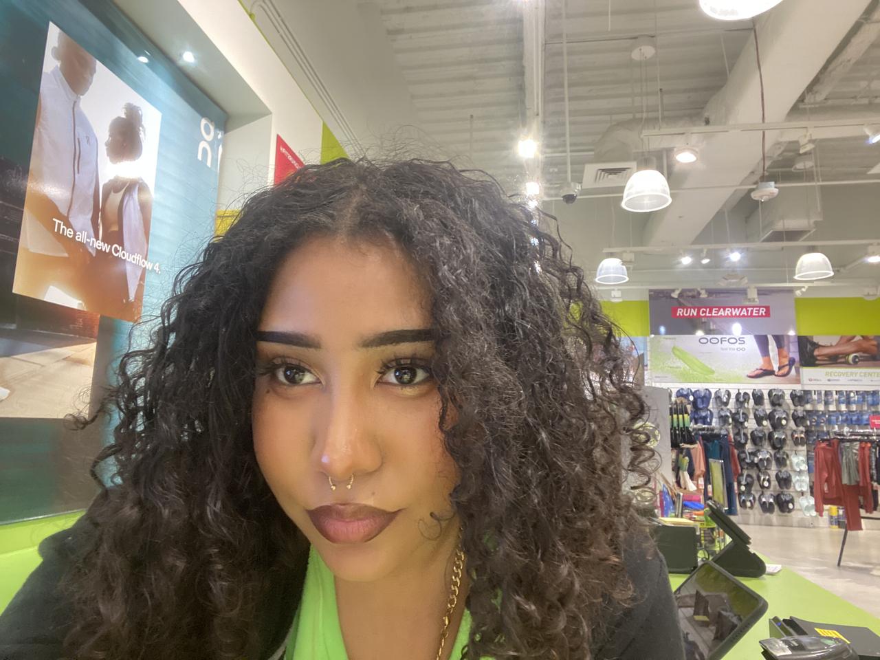 Profile photo 7 of 15