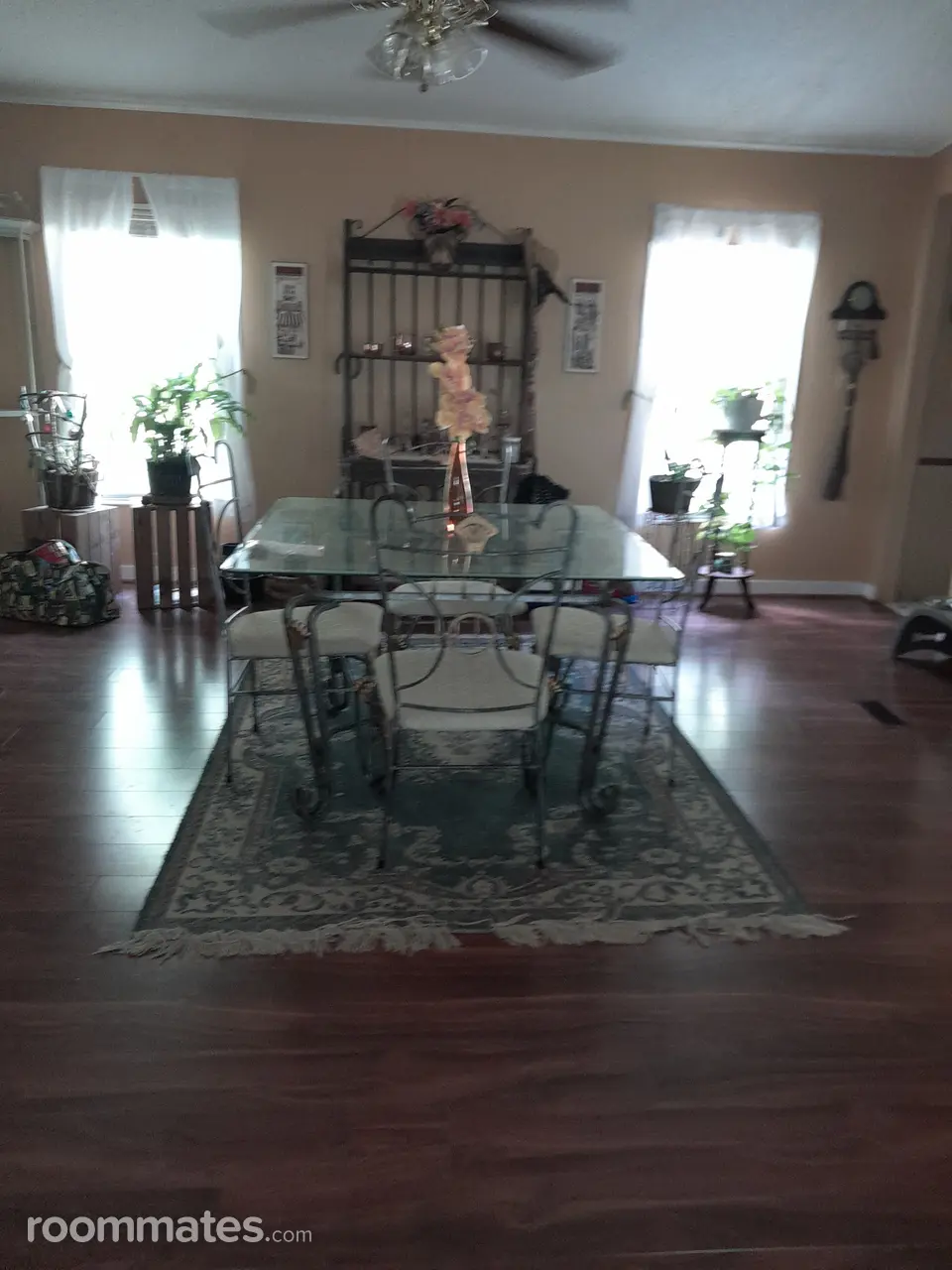 Profile photo 11 of 14