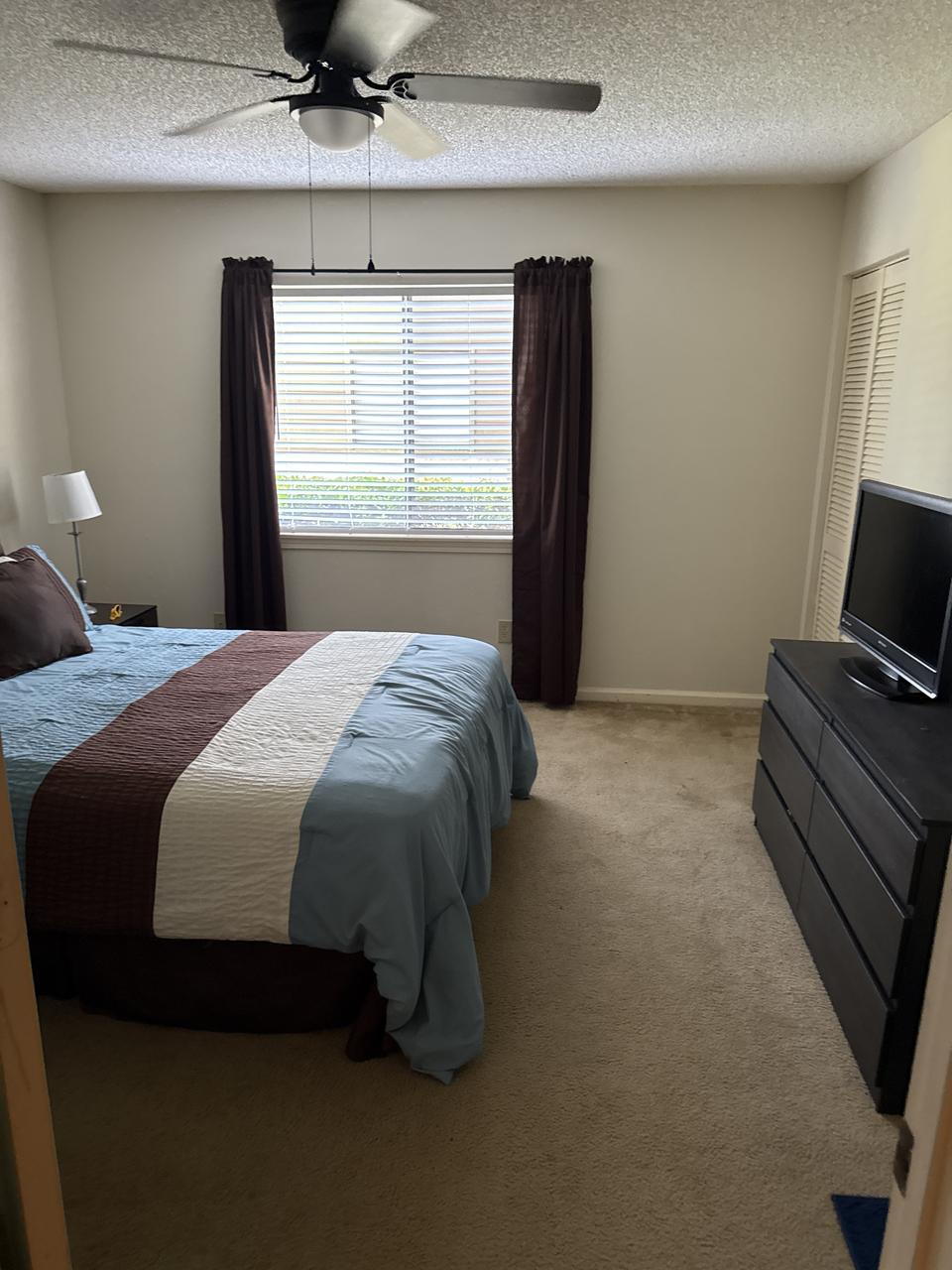 Profile photo 1 of 4