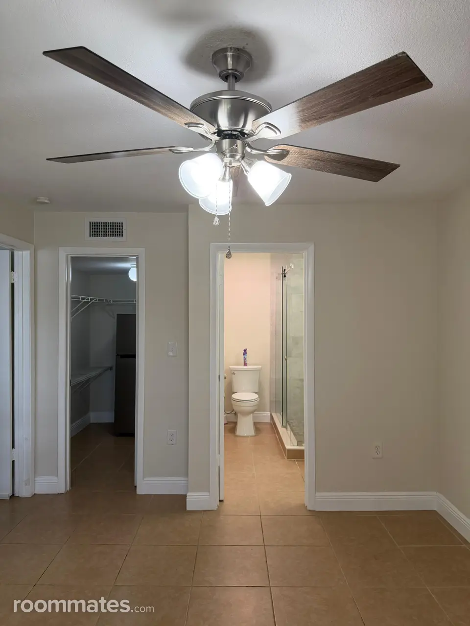 Profile photo 5 of 9