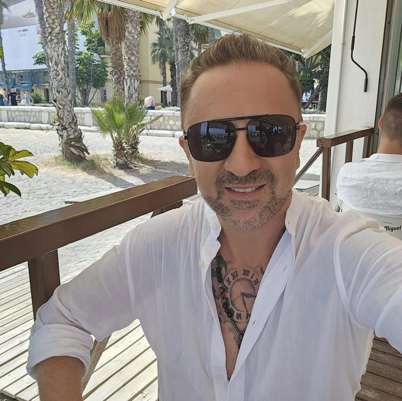 Profile photo 11 of 11