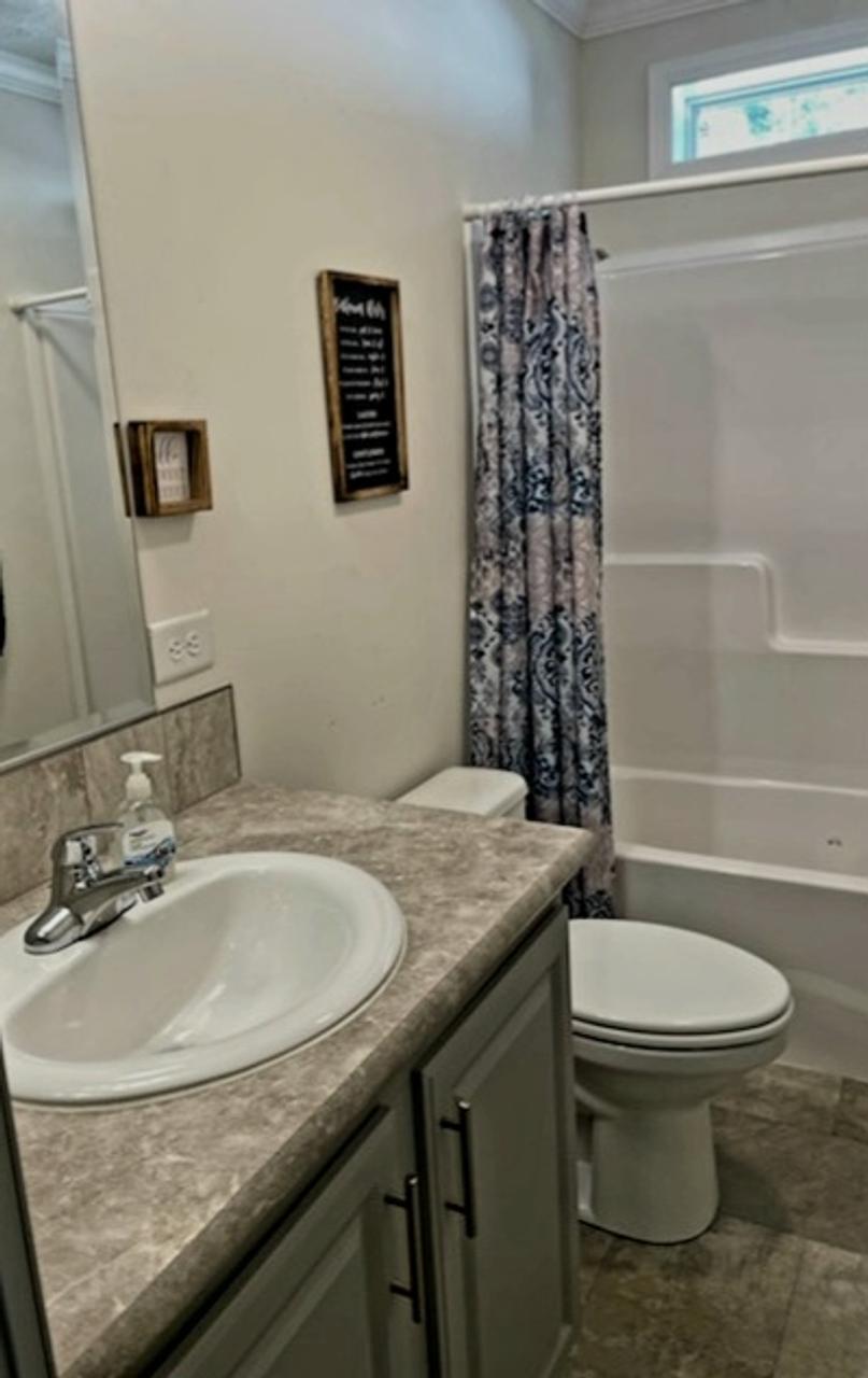 Profile photo 2 of 10