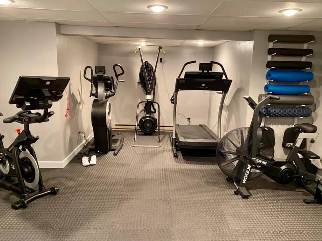 Profile photo 8 of 12