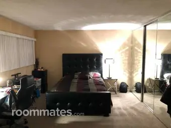 Room for rent in Hermosa Beach, CA $1900, house
