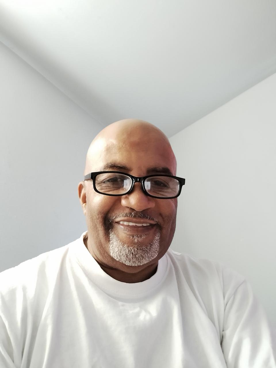 Profile photo 9 of 9
