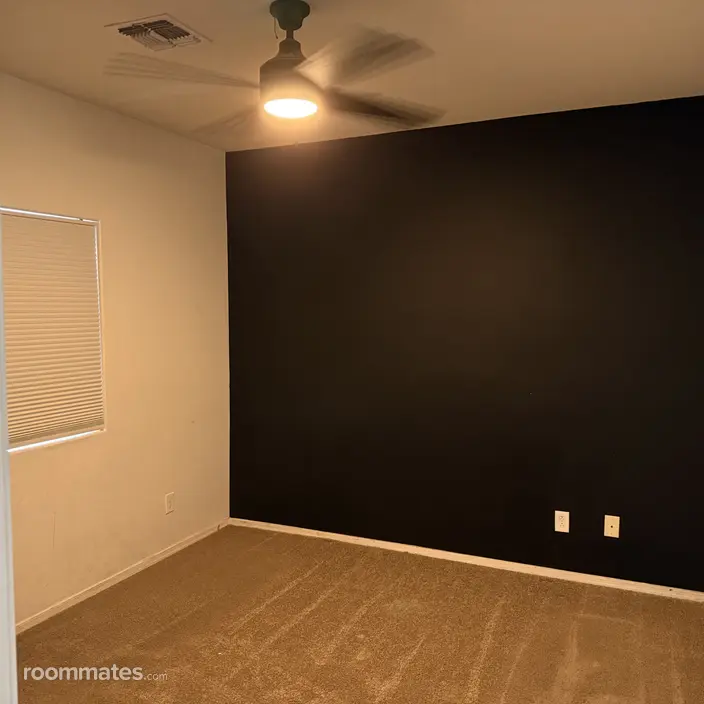 Room for rent in Phoenix, AZ $700, house