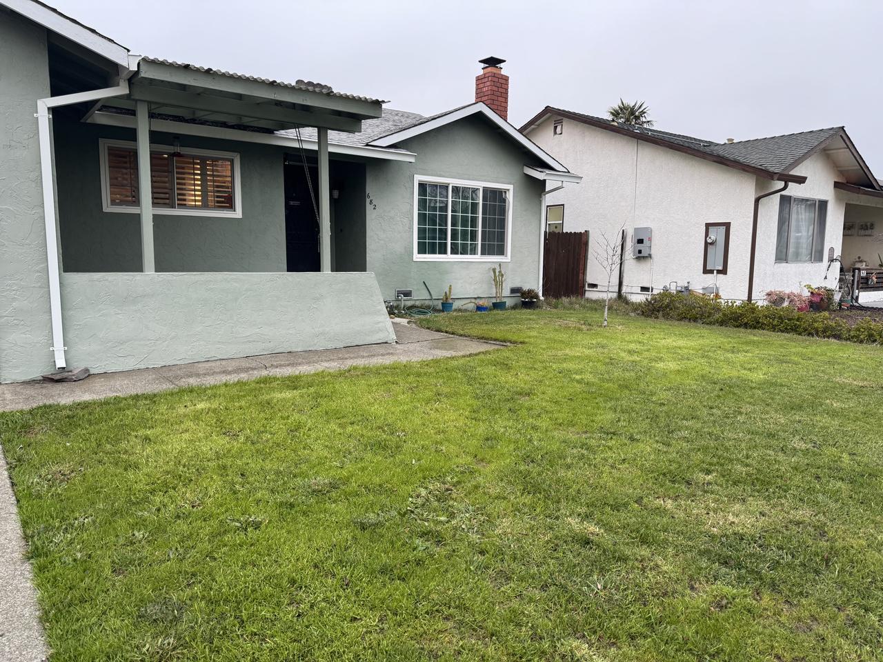 Profile photo 3 of 6