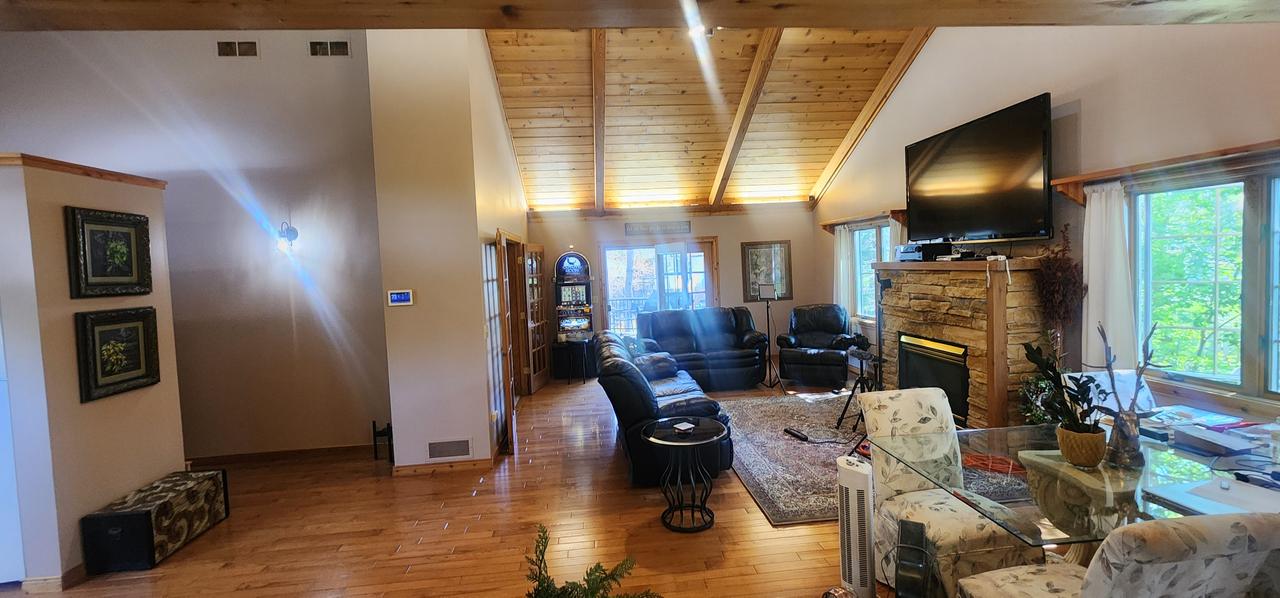 Profile photo 2 of 6