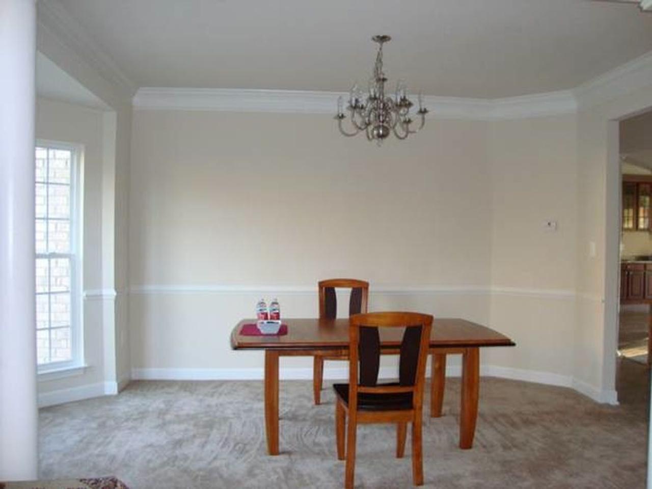 Profile photo 7 of 9