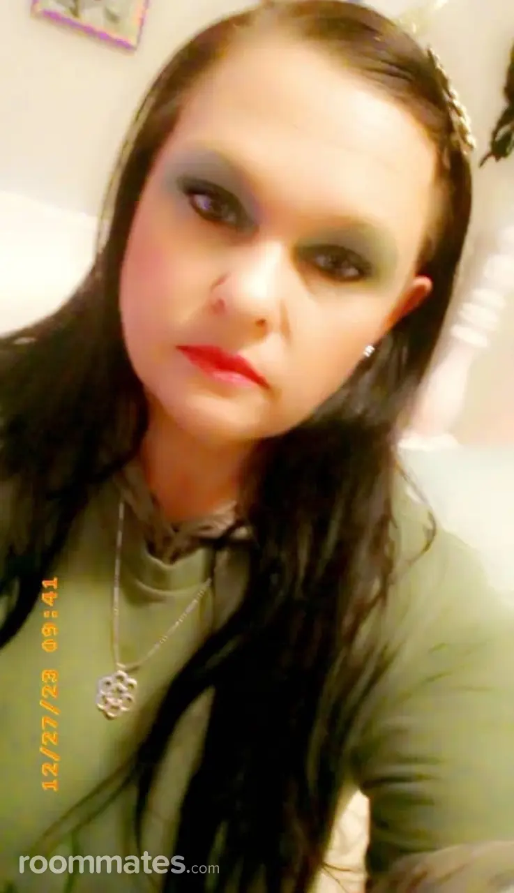 Profile photo 1 of 1