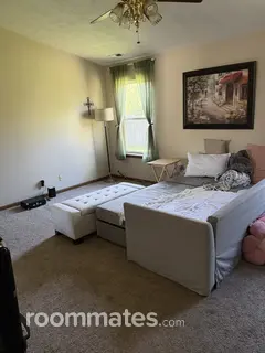Room for rent in Lafayette, IN $490, house