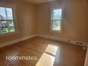 Room for rent in Canton, OH $650, house