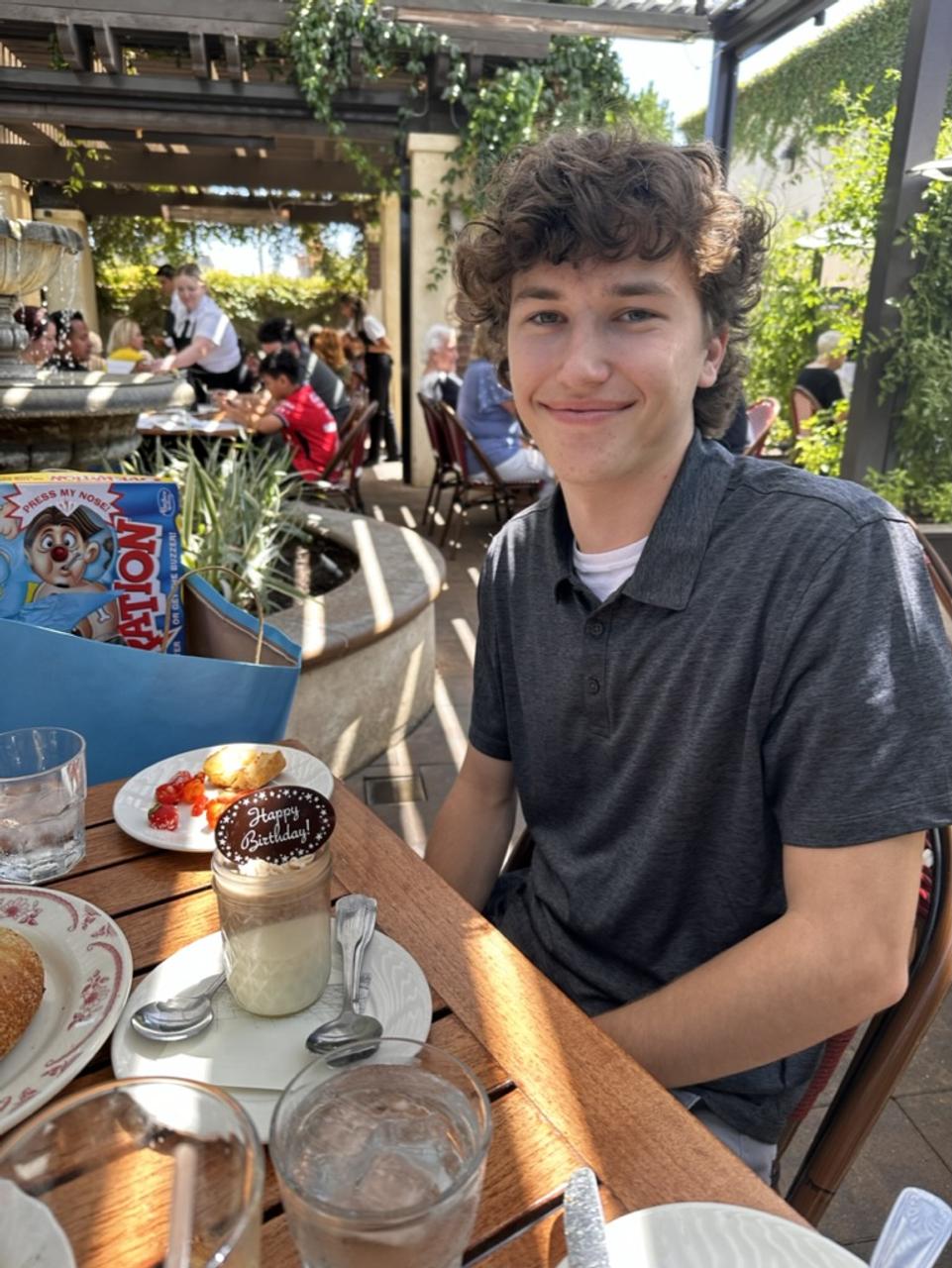 Profile photo 11 of 11