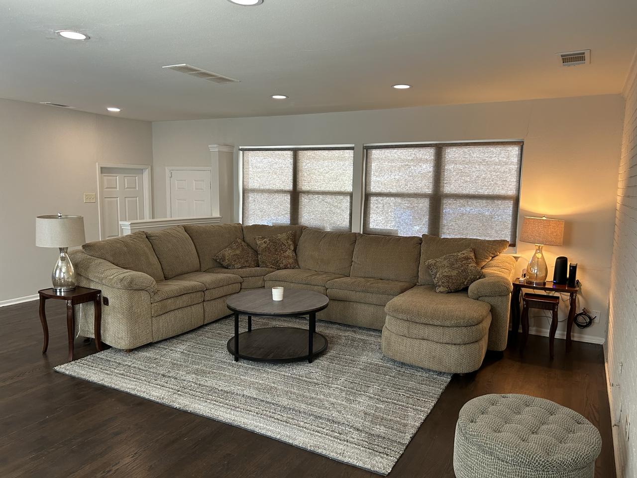 Profile photo 9 of 11