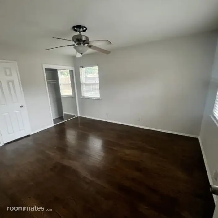 Room for rent in Dallas, TX $850, house