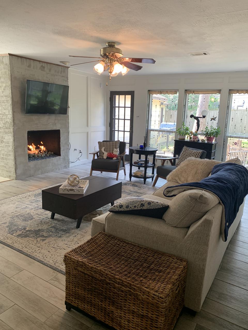 Profile photo 1 of 10