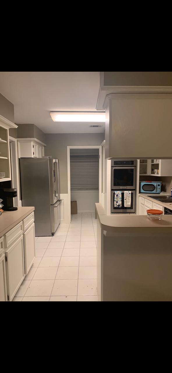 Profile photo 7 of 10