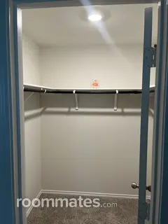 Room for rent in San Antonio, TX $1000, house