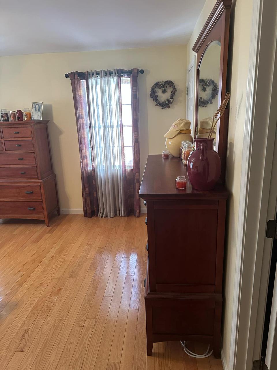 Profile photo 4 of 8