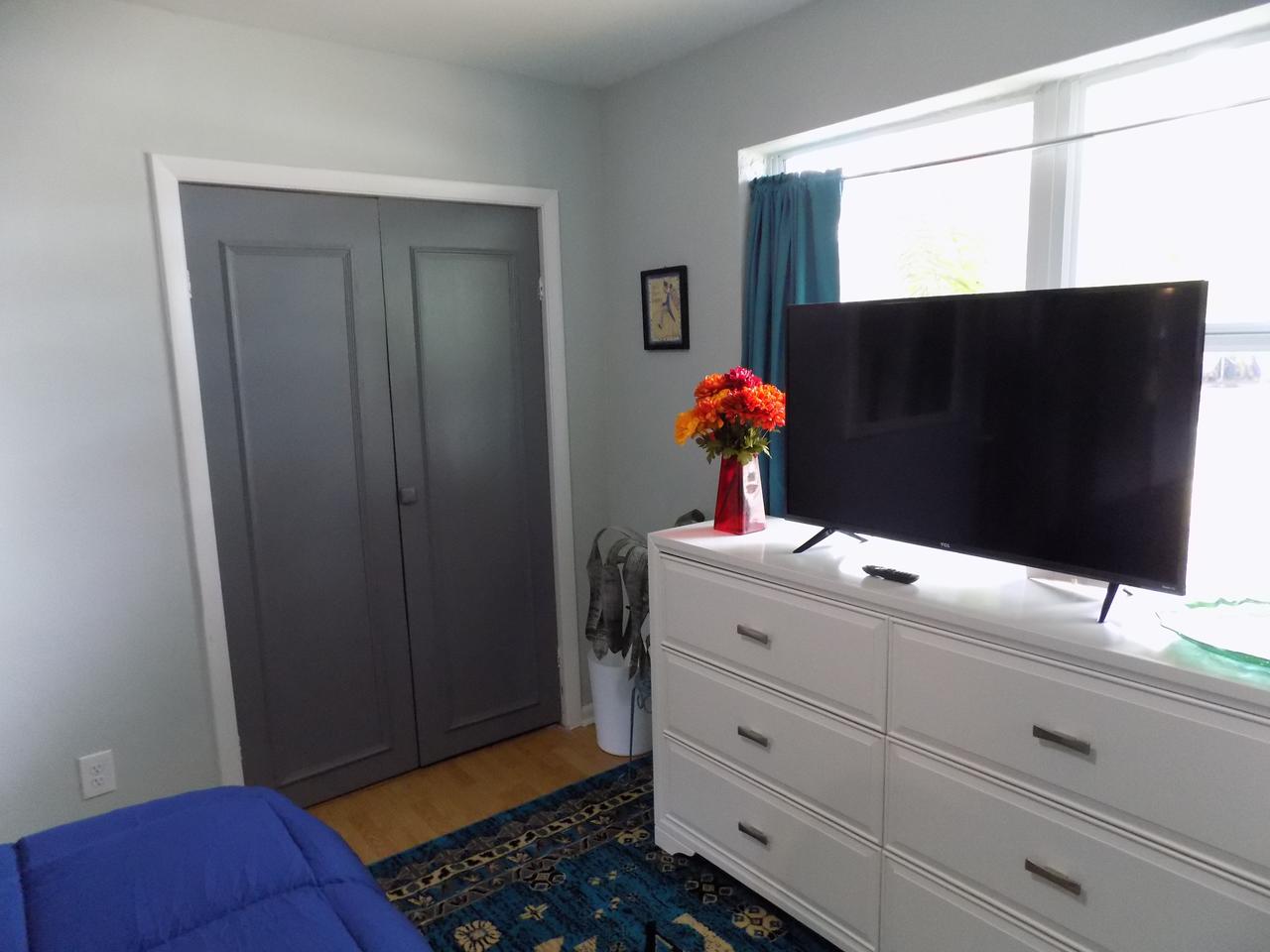 Profile photo 8 of 14