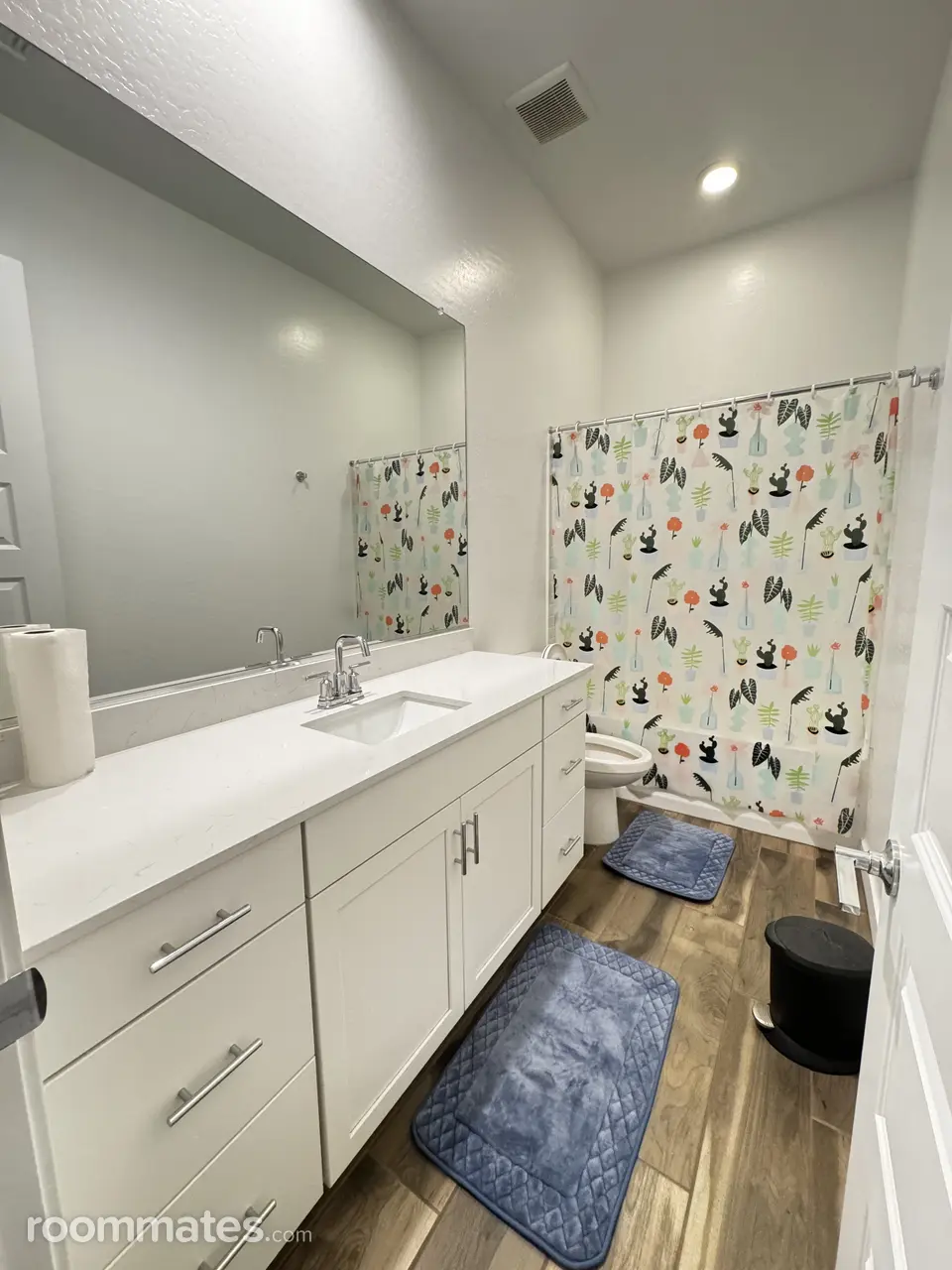 Profile photo 6 of 7