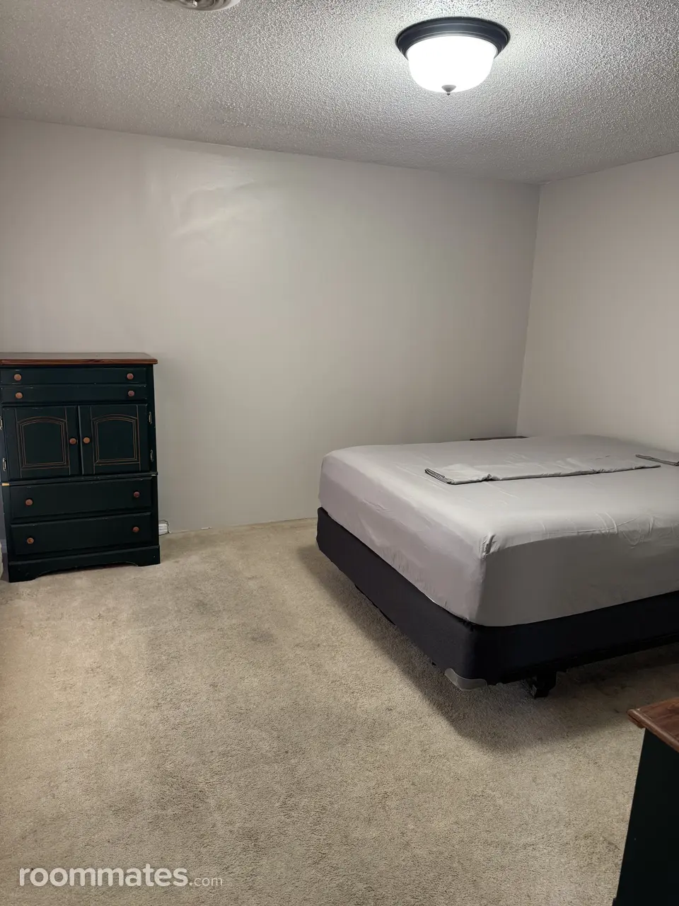 Profile photo 1 of 3