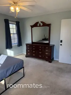 Room for rent in Olive Branch, MS $940, house