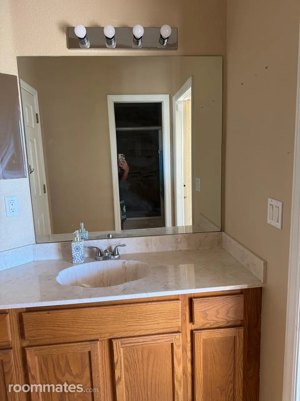 Profile photo 9 of 11