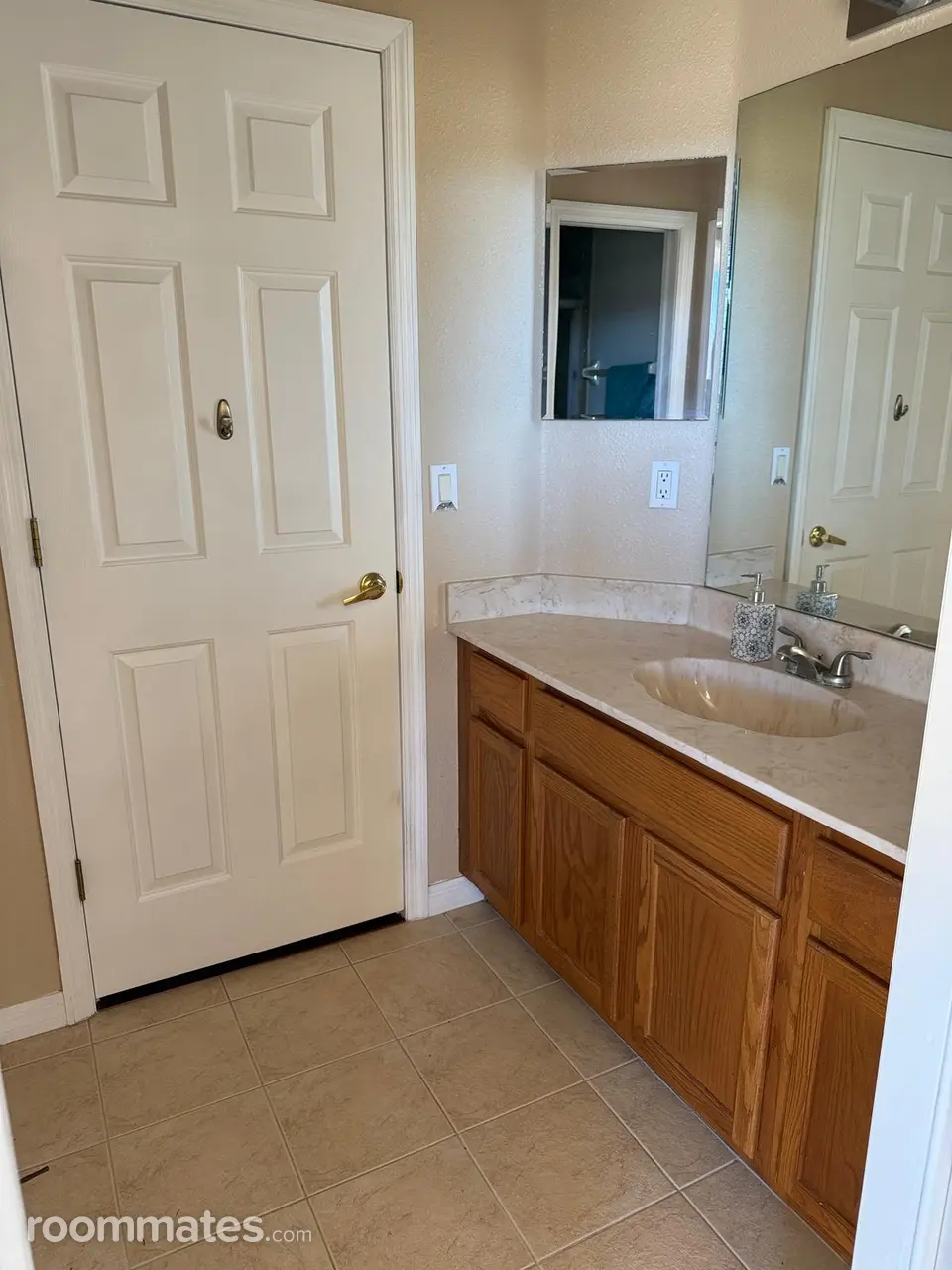 Profile photo 6 of 11