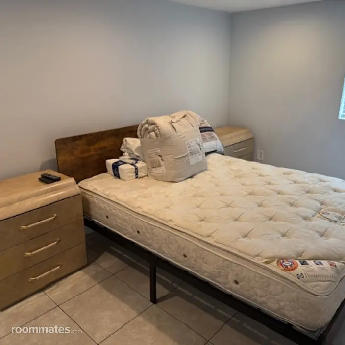 Room for rent in Arlington, VA $1000, house