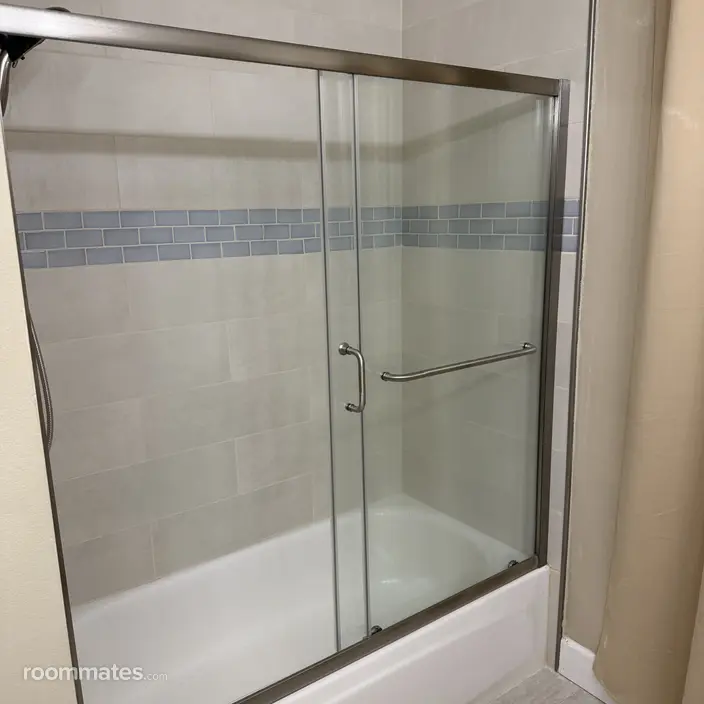 Room for rent in Lake Mary, FL $1600, house