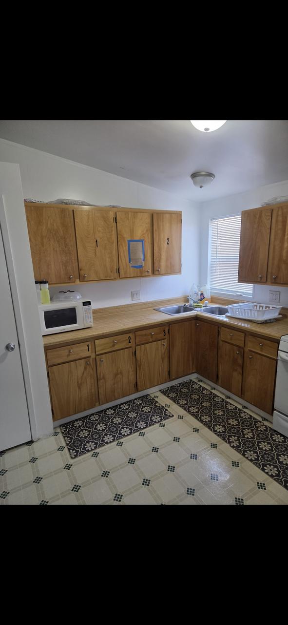 Profile photo 5 of 6