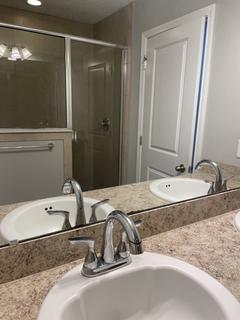 Room for rent in Jacksonville, FL $1000, house