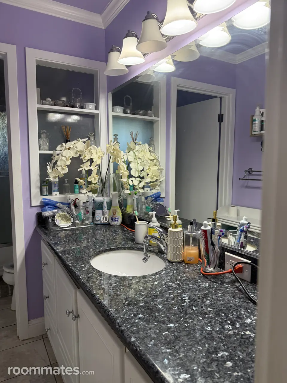 Profile photo 7 of 11