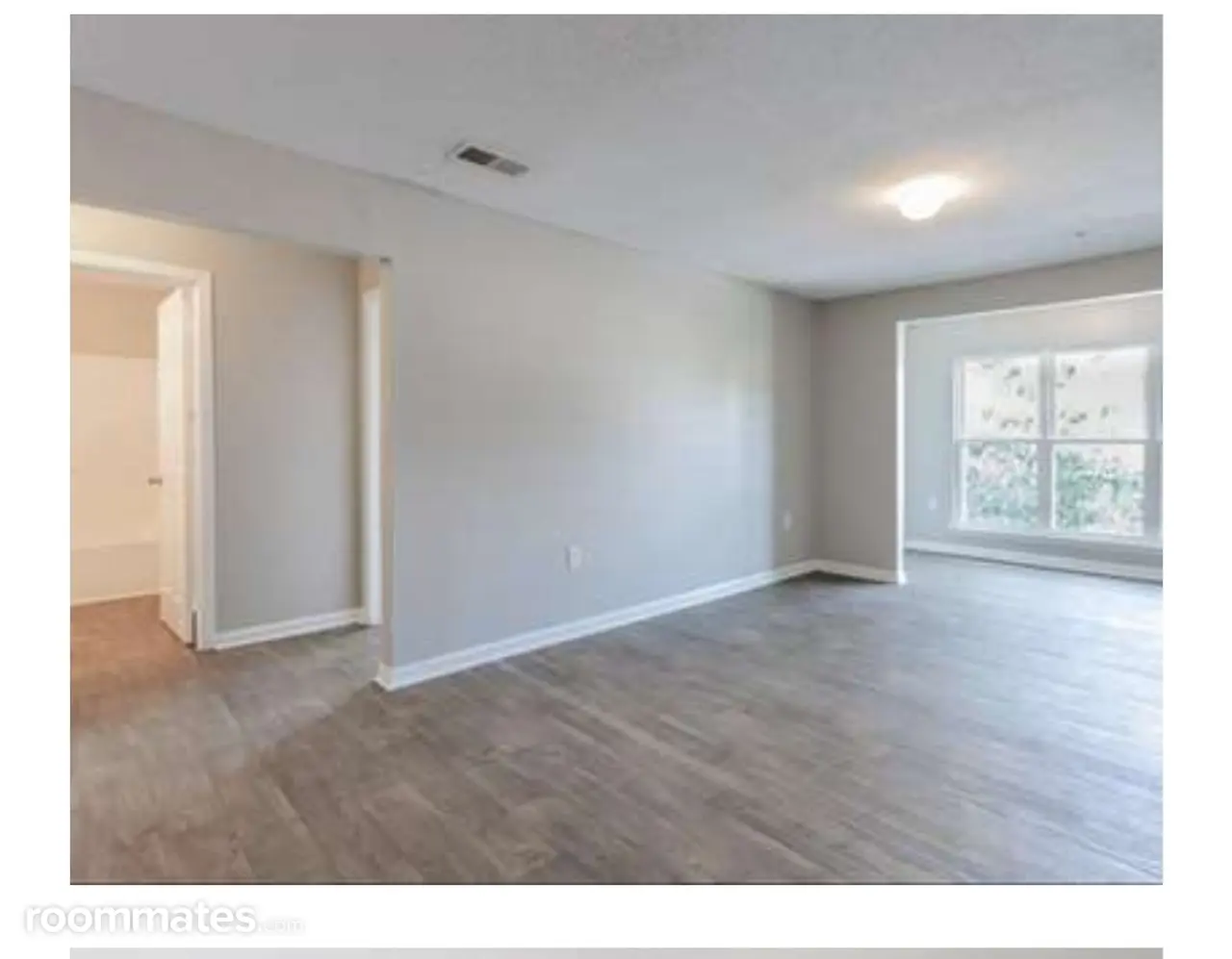 Profile photo 4 of 10